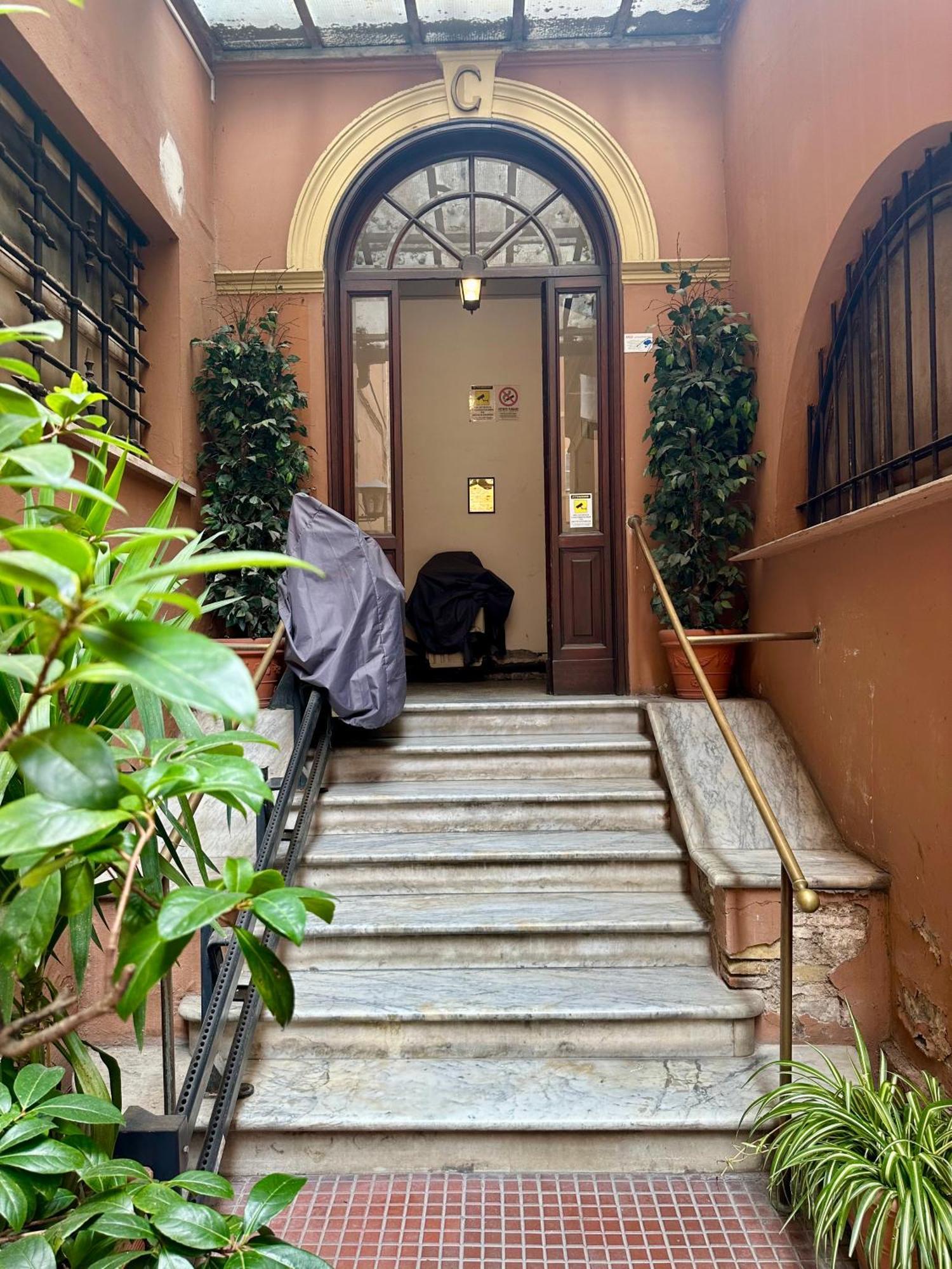 Nazionale Palace Suites Rome Buitenkant foto